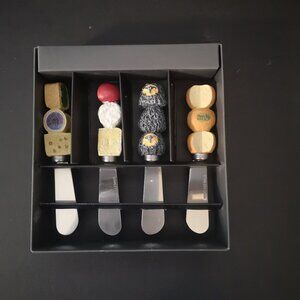 New Stokes Set of 4 Novelty Stainless Steel Spreaders with Themed Handles
